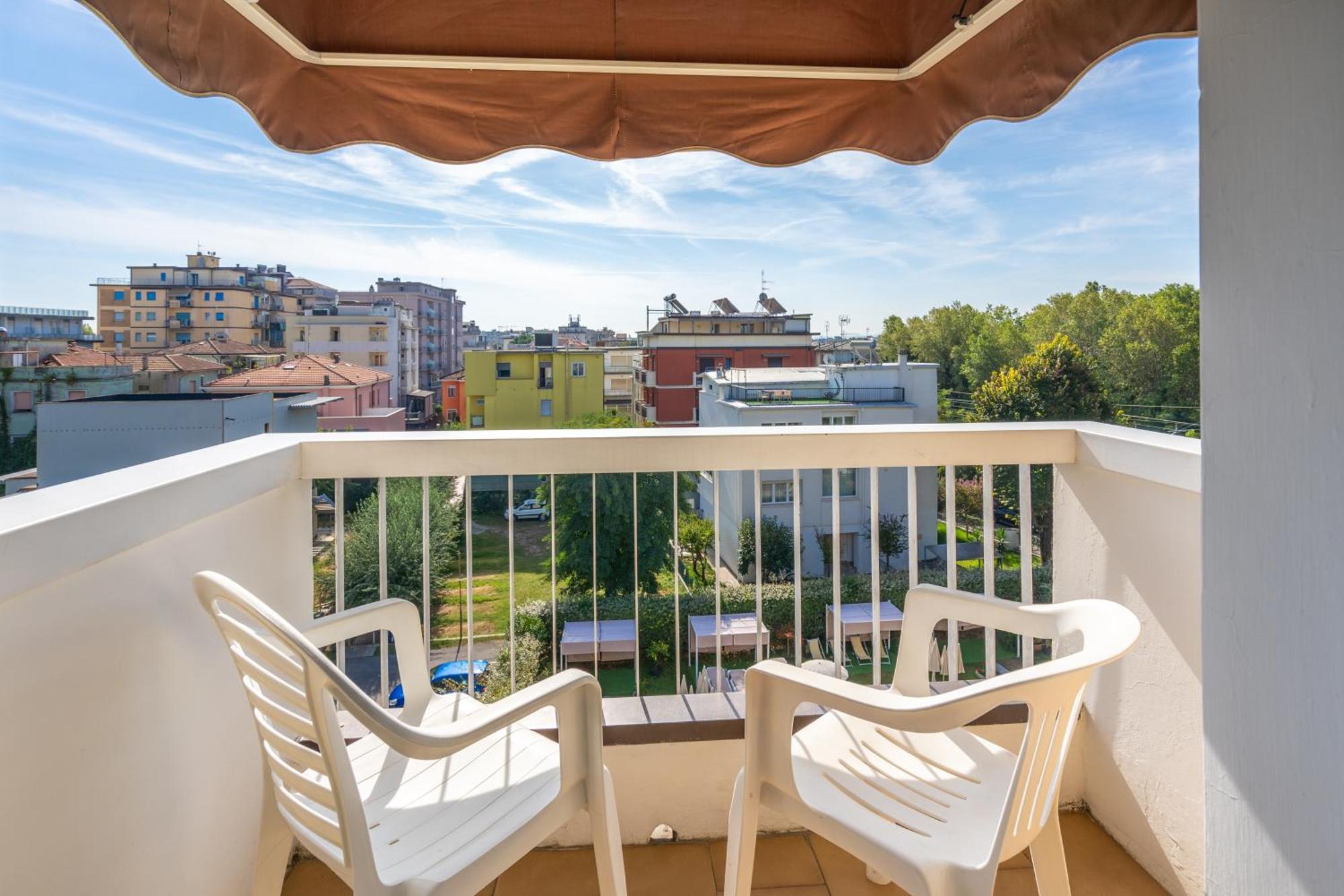 Lotus Hotel All Inclusive & Spiaggia Римини Екстериор снимка
